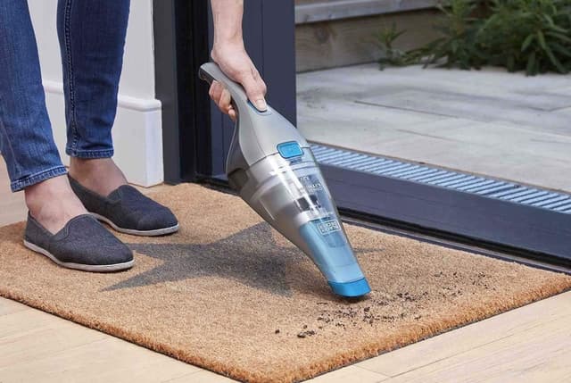 Aspirateur à Main BLACK+DECKER - Puissant et Pratique
