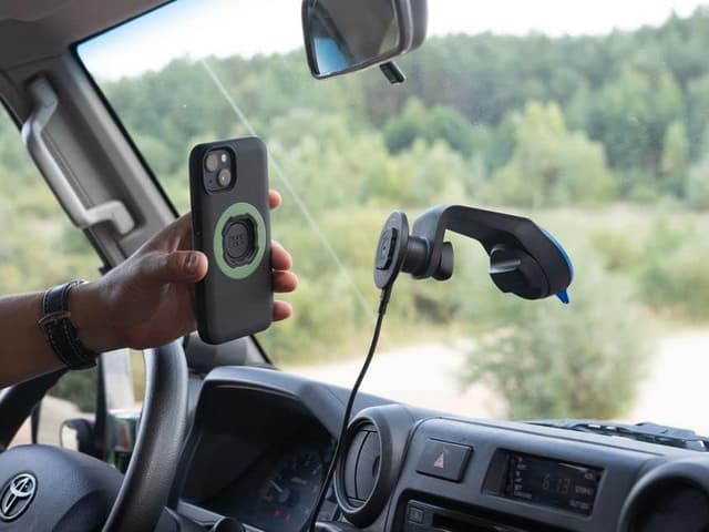 Support Voiture Quad Lock - Fixation Téléphone Sûre