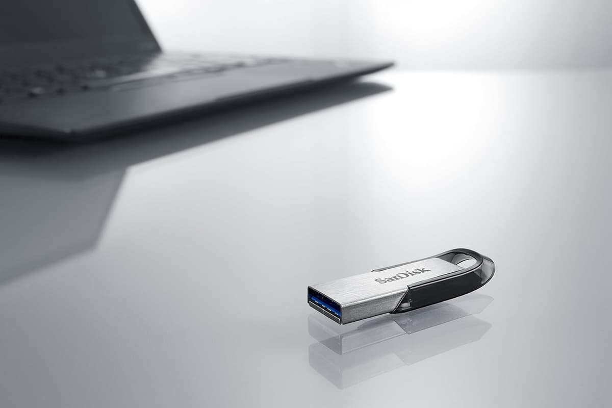 Clé USB SanDisk Ultra Flair 128Go - Vitesse Éclair