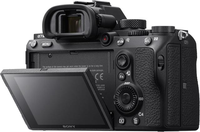 Sony Alpha 7 III - Appareil Photo Hybride Plein Format