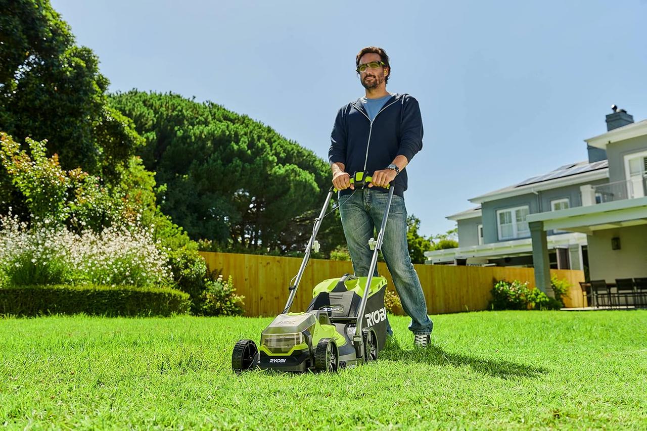 Tondeuse RYOBI 18V ONE+ 33cm - OLM1833B