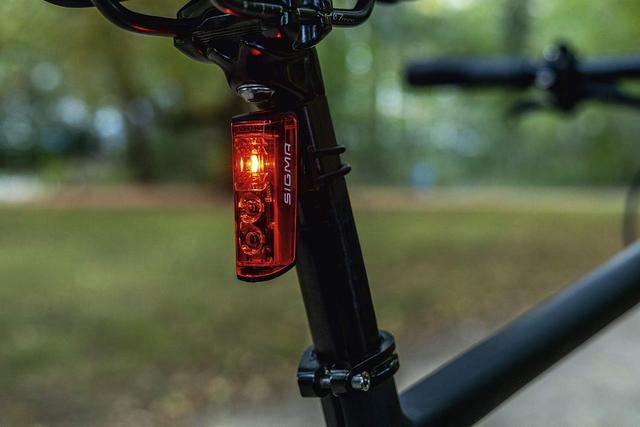 Sigma - Blaze Éclairage LED pour vélo, Phares arrière avec feu Stop Rechargeable
