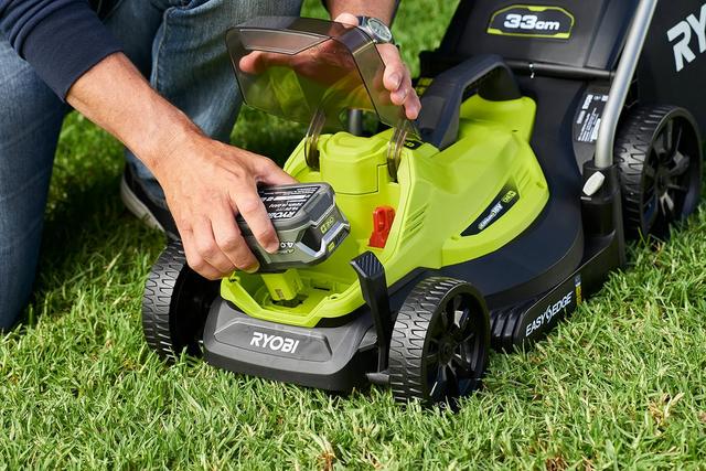 Tondeuse RYOBI 18V ONE+ 33cm - OLM1833B