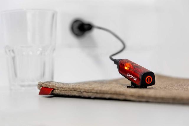 Sigma - Blaze Éclairage LED pour vélo, Phares arrière avec feu Stop Rechargeable