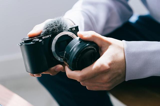 Sony Alpha ZV-E10 : Caméra Vlog 4K