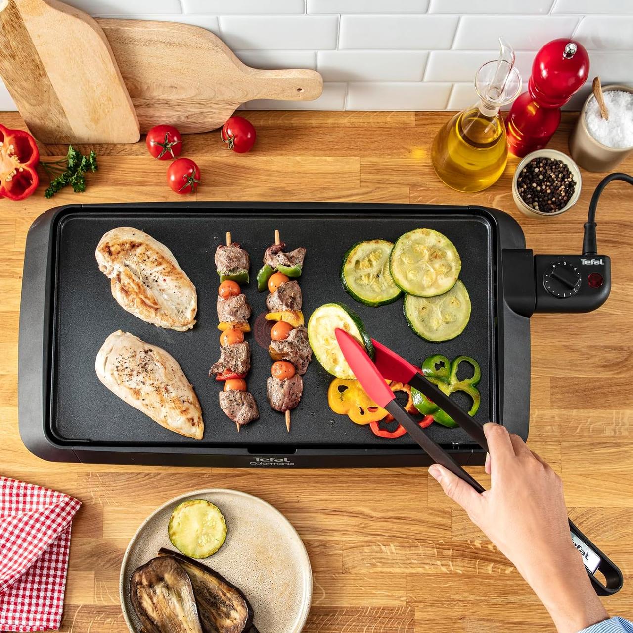 Plancha Tefal Colormania CB660301 - 2000W