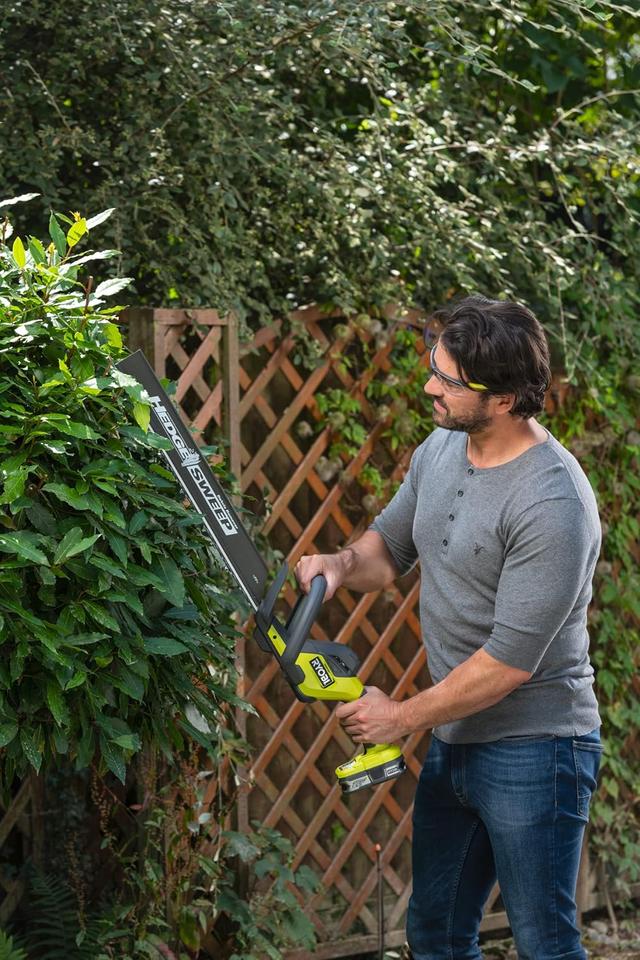 Taille-Haies RYOBI 18V ONE+ - Design Ligne - 50cm